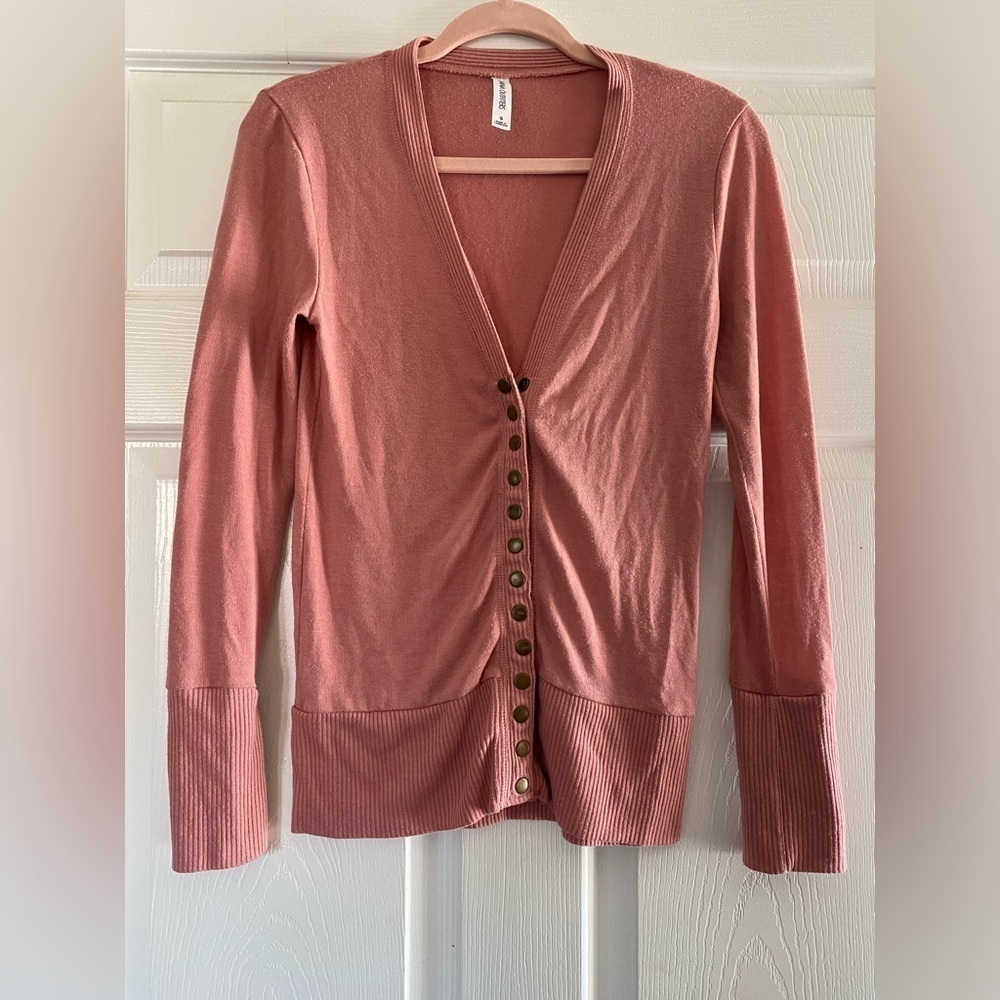 Zenana Outfitters Cardigan Sweater Women’s S Pink Button Up Knit top Long Sleeve